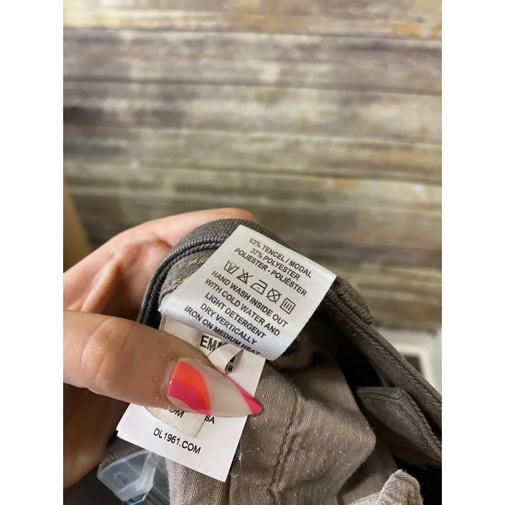 DL1961 Jeans Emma‎ Legging 27 Lansing Grey Wash Stetch